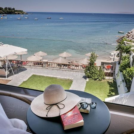 Laia Seafront Luxury Apartments Agia Pelagia  Bagian luar foto