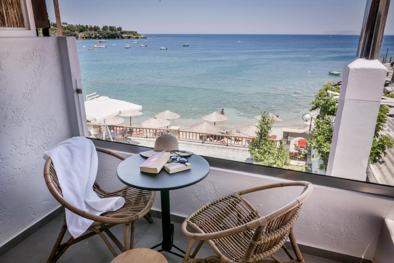 Laia Seafront Luxury Apartments Agia Pelagia  Bagian luar foto