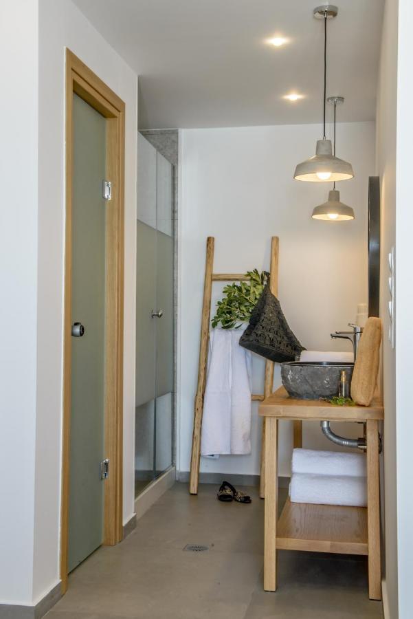 Laia Seafront Luxury Apartments Agia Pelagia  Bagian luar foto