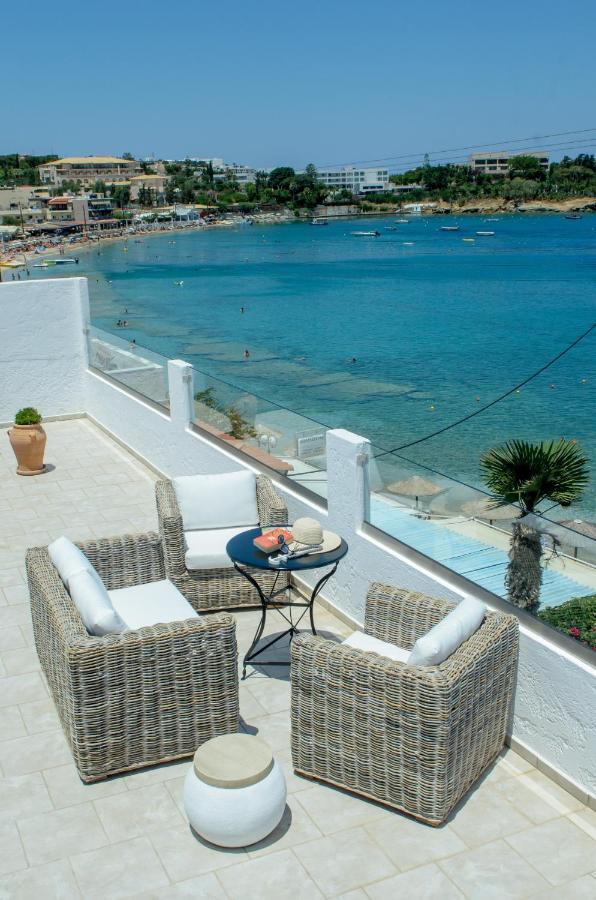 Laia Seafront Luxury Apartments Agia Pelagia  Bagian luar foto