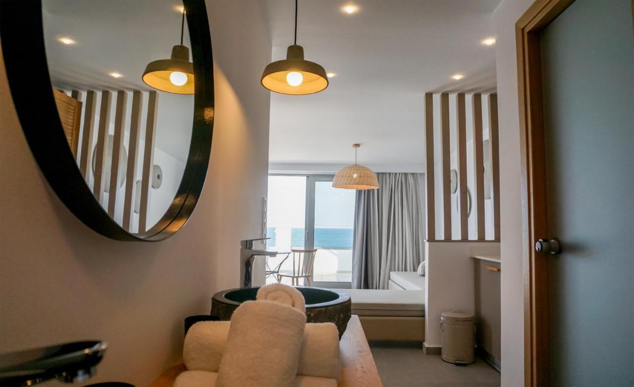 Laia Seafront Luxury Apartments Agia Pelagia  Bagian luar foto